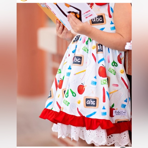 Girls 8 Bella & Omi Back to School gorgeous Peter Pan dress & matching shorties - Picture 11 of 16